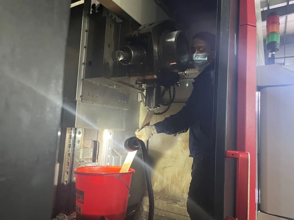 江蘇金鷹流體機械 | 工欲善其事，必先利其器。